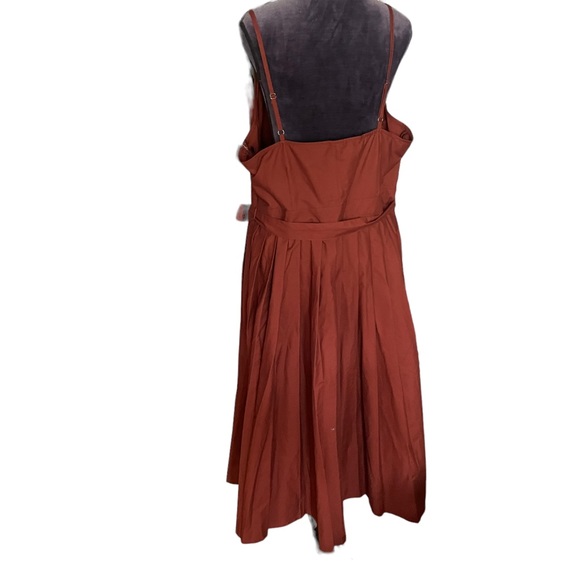 Future Collective Plus Size Strappy Pleated Modi Dress NWT - Picture 5 of 5